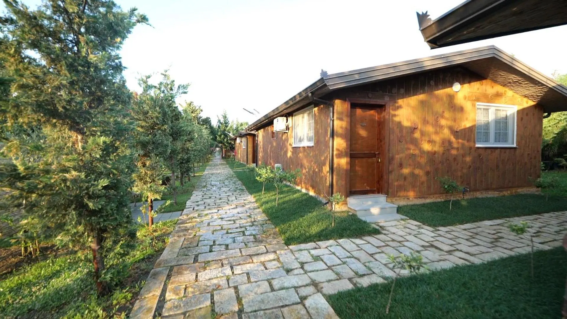 Sirena Agroturizem Vila Golem  Golem (Tirana)